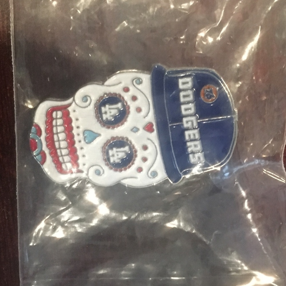 NWOT Los Angeles Dodgers Pin